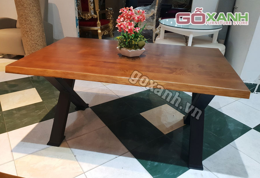 Bàn ăn mặt gỗ chân thép tĩnh điện, bàn ăn gỗ sồi dày 4 phân 2