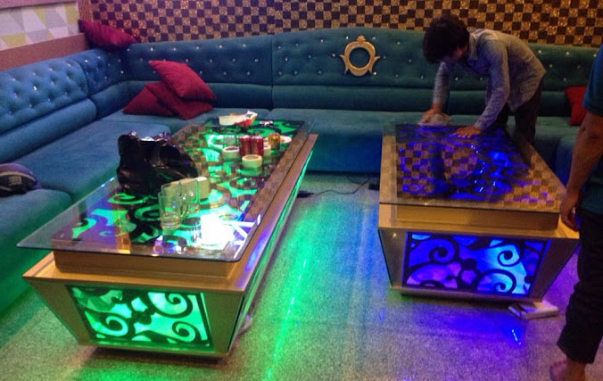 Bàn karaoke cao cấp, kiểu mới nhất, thịnh hành nhất