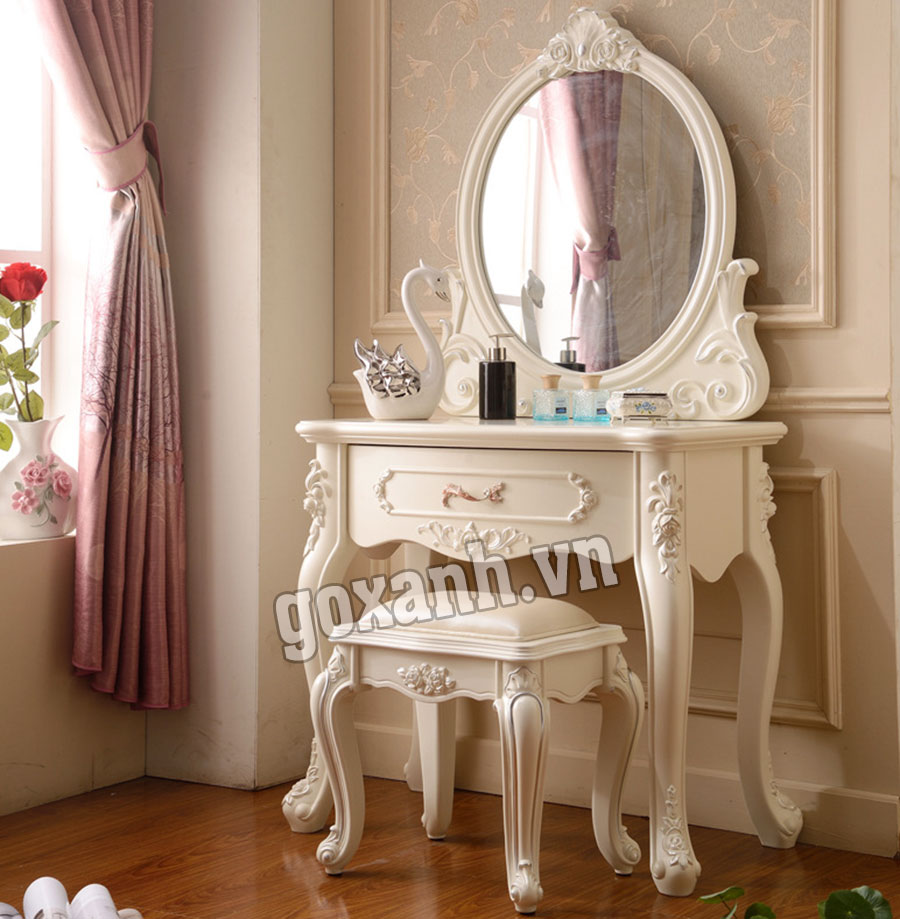 Bàn phấn gỗ cổ điển