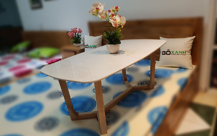 Bàn sofa mặt đá kiểu dáng đơn giản 2