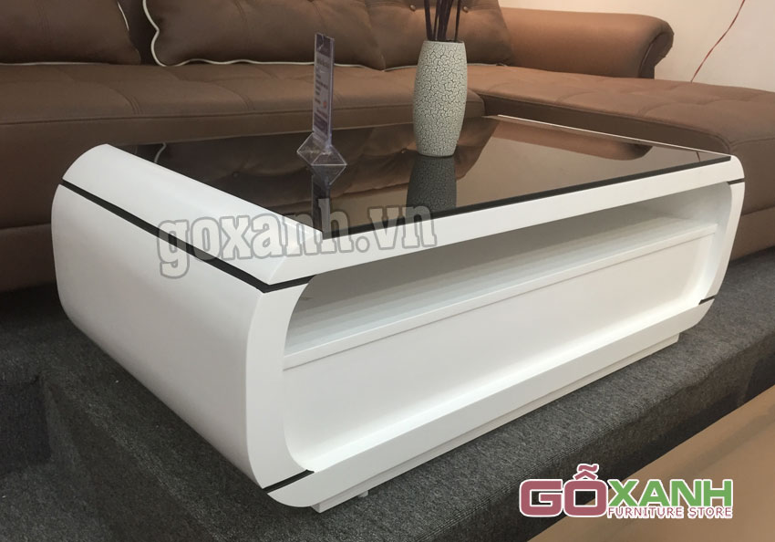 Bàn trà gỗ nhập khẩu cho phòng khách sang trọng 3