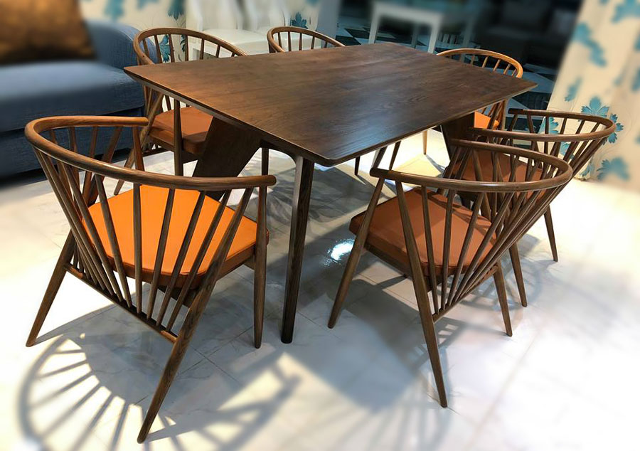 Bộ bàn ăn phong cách giả cổ