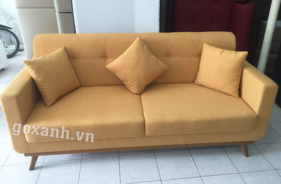 Ghế sofa băng dài bọc vải màu vàng