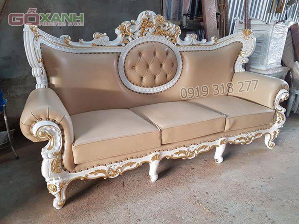 Ghế Sofa cổ điển là món nội thất trang trí kỳ diệu cho không gian sống của bạn 2