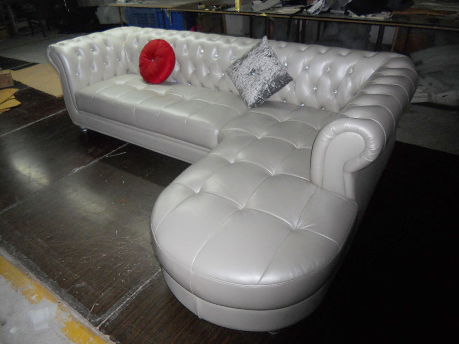 Ghế sofa gia đình tân cổ điển - bí quyết mua sofa tốt 1