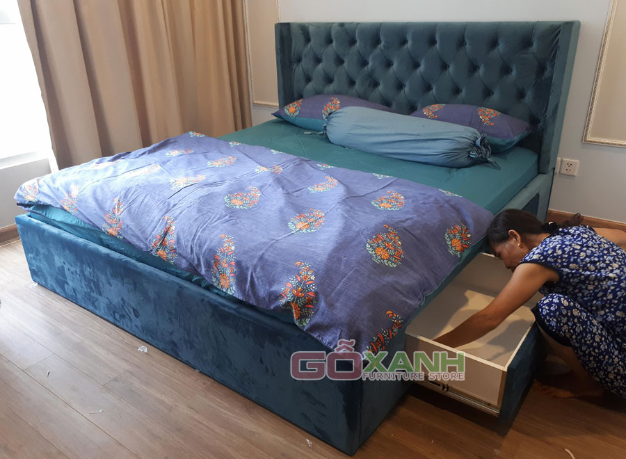 Giường ngủ bọc vải nhung màu xanh