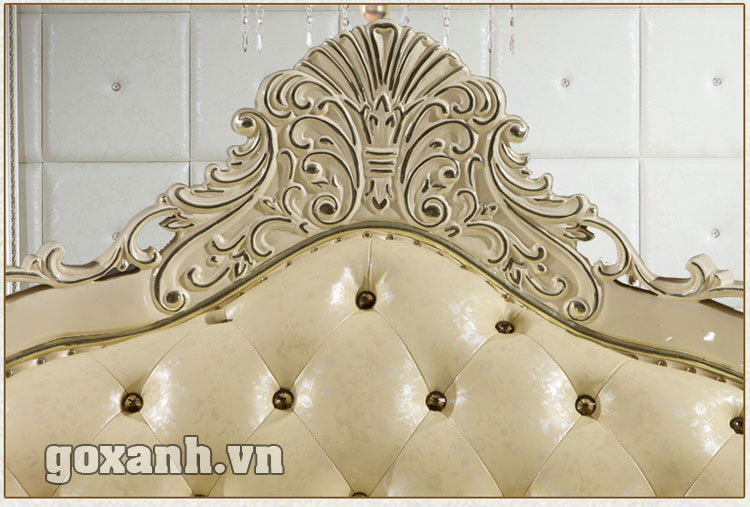 Giường cổ điển hình tròn, giường ngủ gỗ bọc nệm cổ điển 1