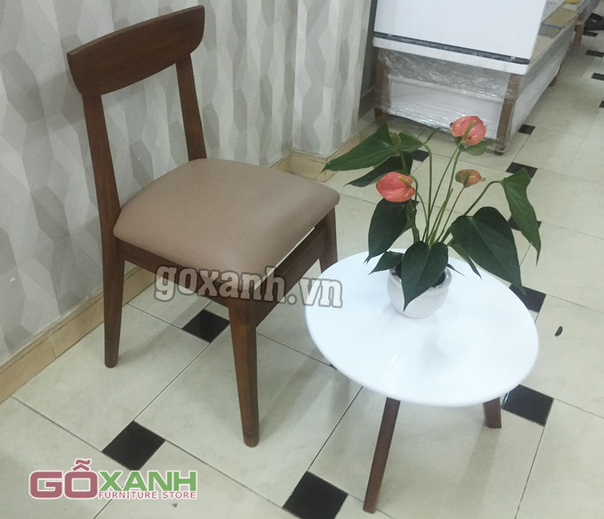 Hình ảnh ghế cafe gỗ tràm