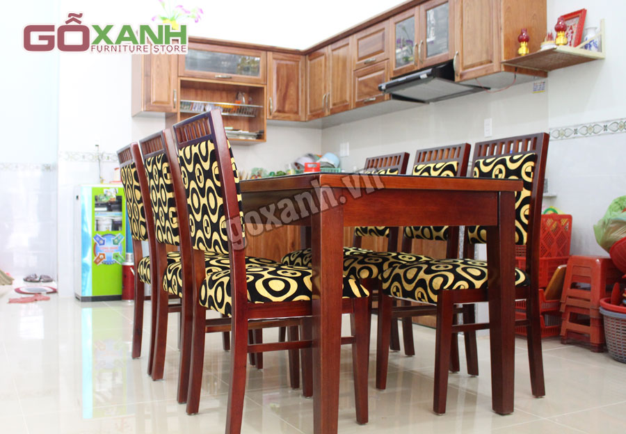 Hình ảnh thực tế bàn ăn giá rẻ tại tphcm, bàn ăn phong cách mới 2