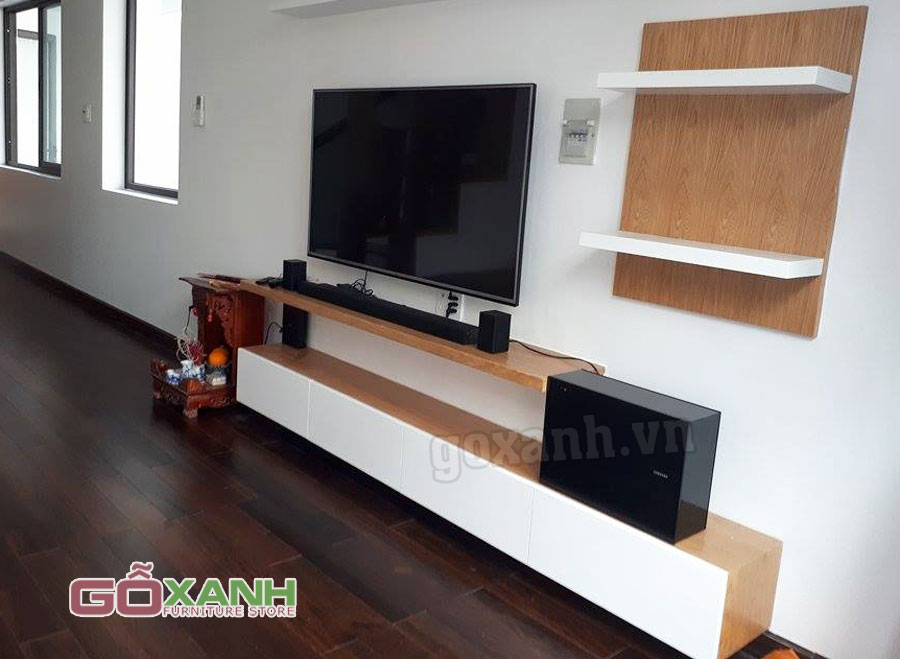 Kệ tivi gắn trên tường