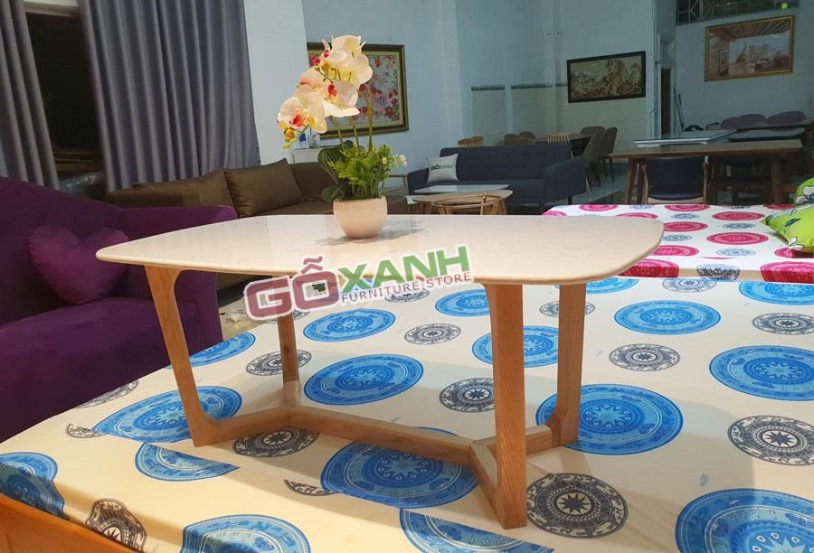Mẫu bàn trà gỗ tự nhiên kiểu dáng độc đáo tại Gỗ Xanh 2