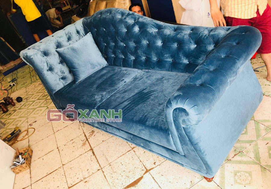 Sofa bán (tân) cổ điển bọc vải nhung màu xanh, sản xuất ở tphcm 1