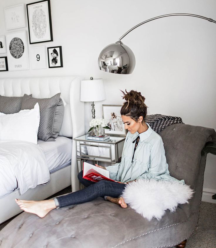 Sofa thư giãn kiểu dáng xinh bán cổ điển chất liệu vải bố, nỉ 1